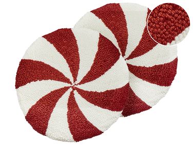 Set van 2 sierkussens SWIRL CANDY Bouclé 40 x 40 cm Rood